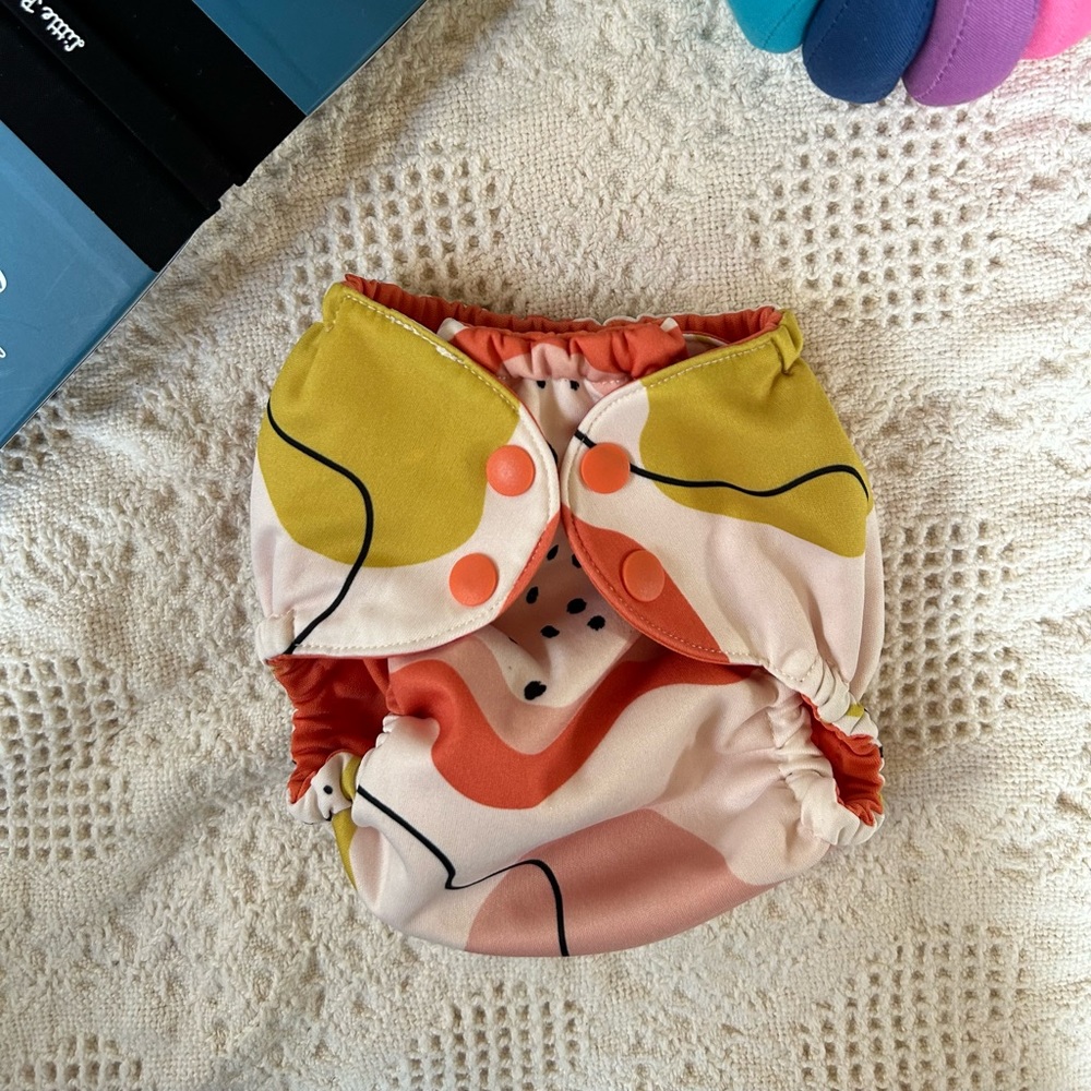 Esembly Cloth Diaper Cover - Dragonfruit